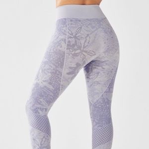 Fabletics Seamless 7/8 Leggings